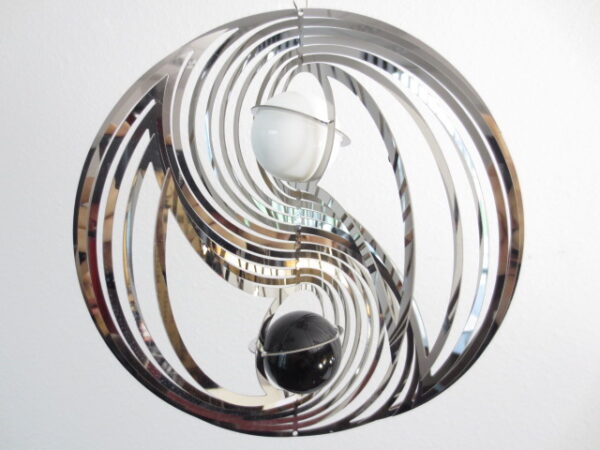 Cosmo Wind Spinner Yin Yang