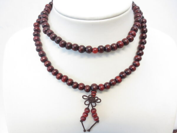 Mala Gebedsketting rood Sandalhout 8mm