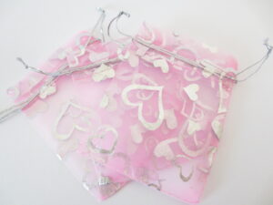 Organza Zakjes Hartjes Roze