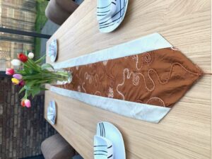 Luxe Brokaat Tafel Dekking (I) - Bruin/Zilver