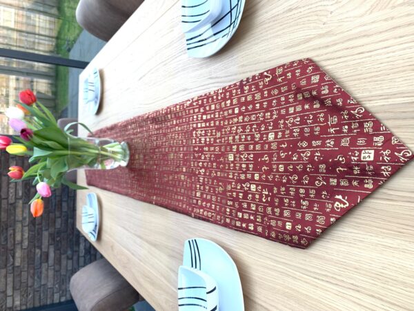Luxe Brokaat Tafel Dekking (II) - Donker Rood