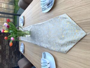 Luxe Brokaat Tafel Dekking (II) - Zilver