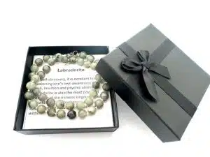 Groothandel – 8 mm Labradoriet Kralenketting (met doosje)