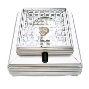 Zilverkleurige lichtvoet voor kristallen – 8 cm