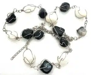 Gepolijste Edelsteen Armband Draadgewikkeld - Onyx & Milky Quartz